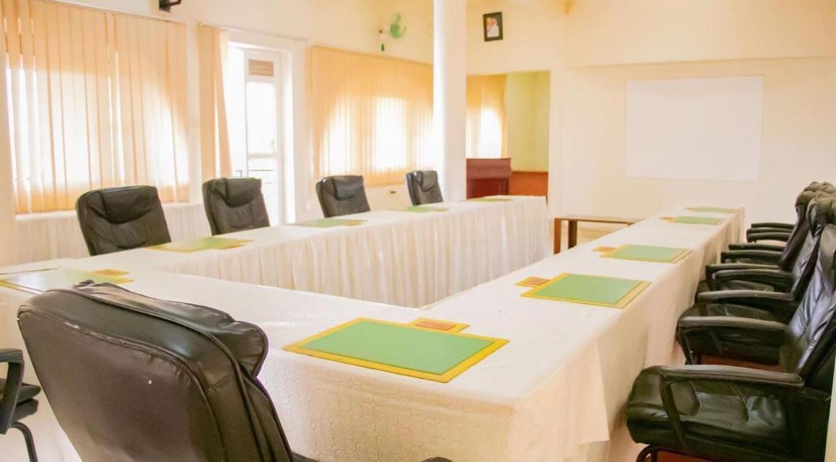 Country Lake Resort Garuga Entebbe Extérieur photo