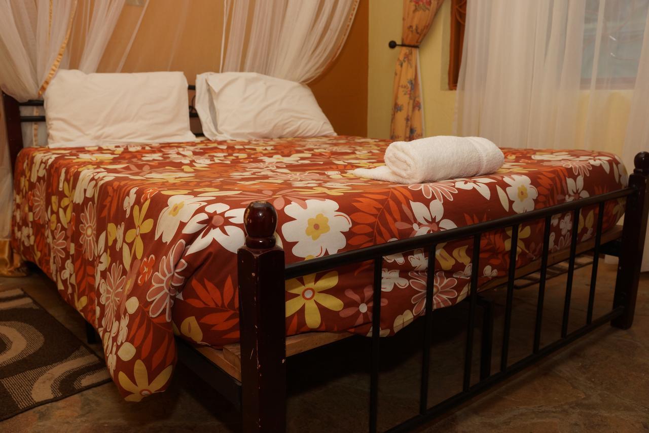 Country Lake Resort Garuga Entebbe Extérieur photo