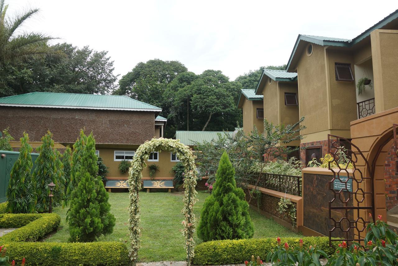 Country Lake Resort Garuga Entebbe Extérieur photo